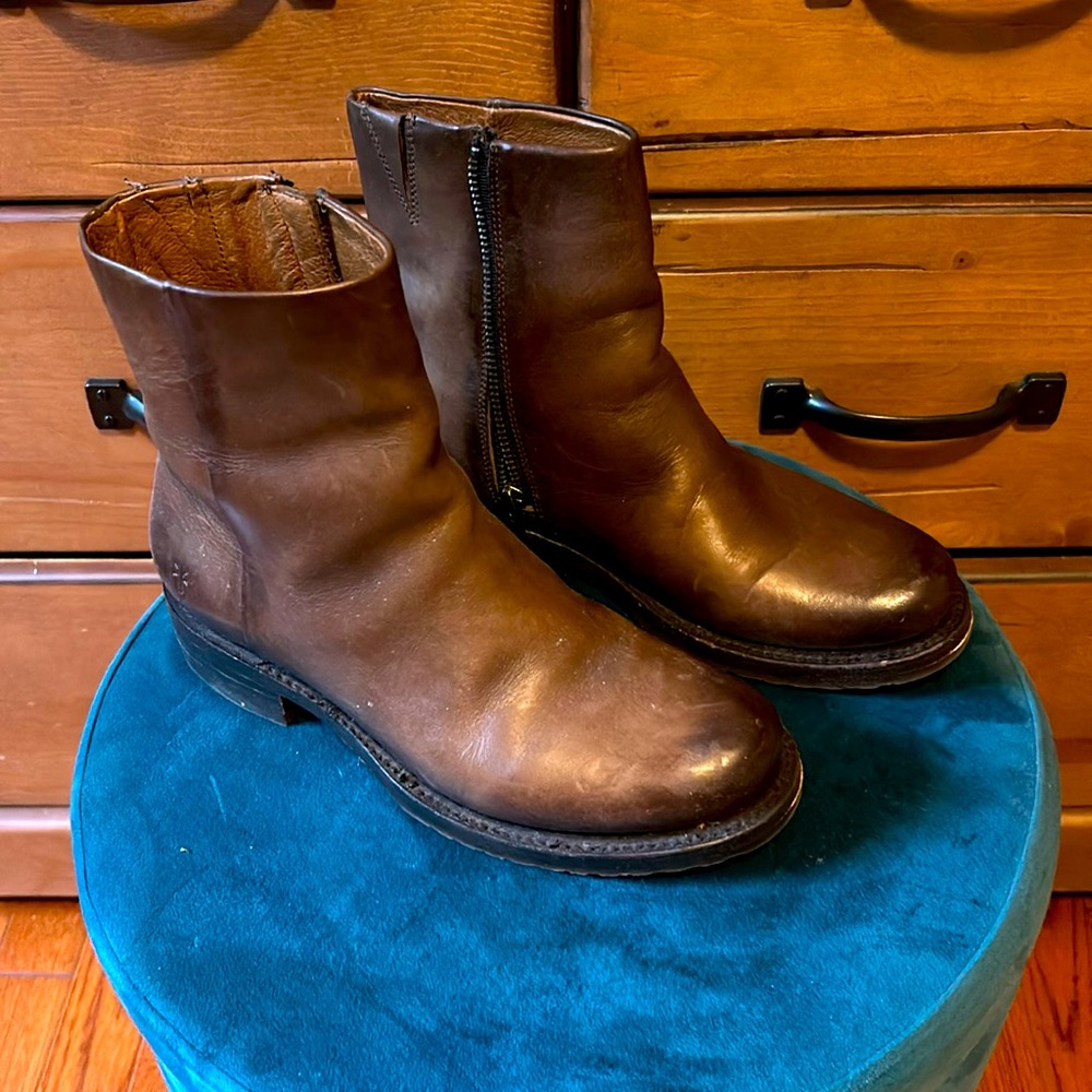 Frye Veronica Inside Zip Booties - image 1